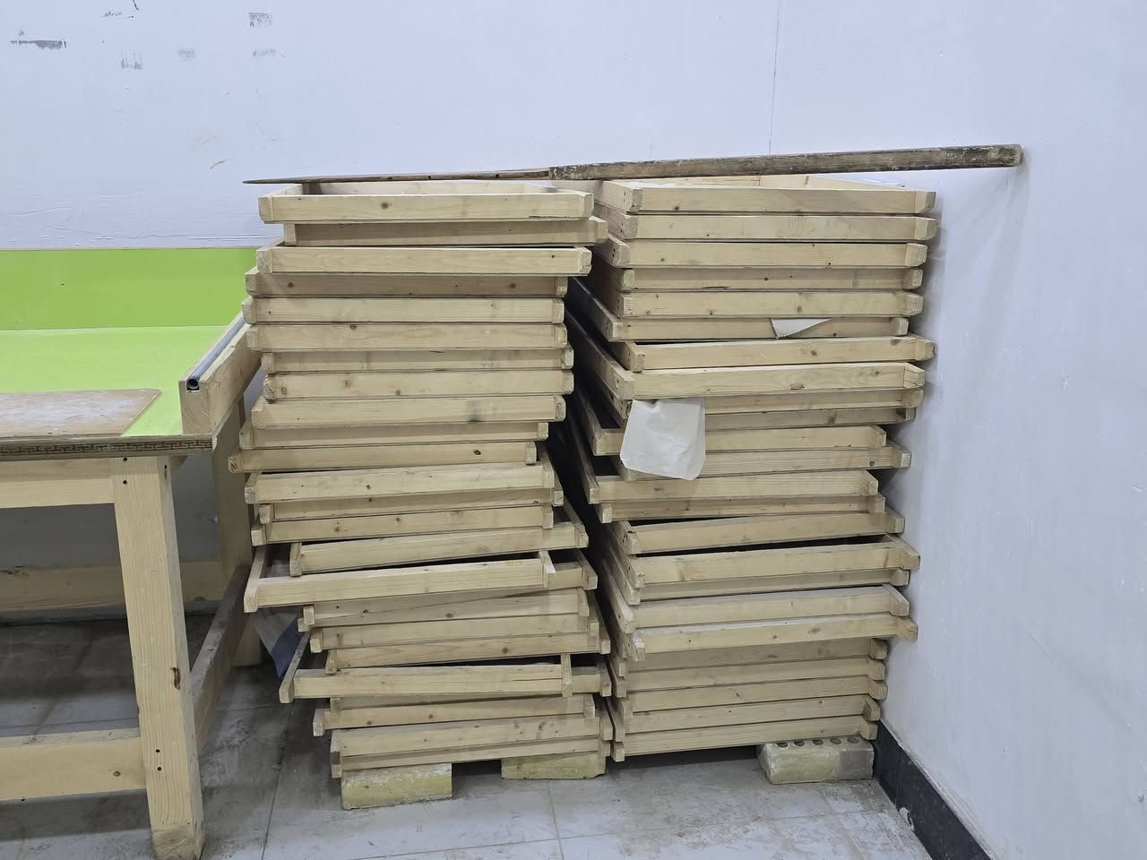 السلام عليكم غراض فرن للبيع المكان بغداد زعفرانية الاتصال على الرقم ***********
