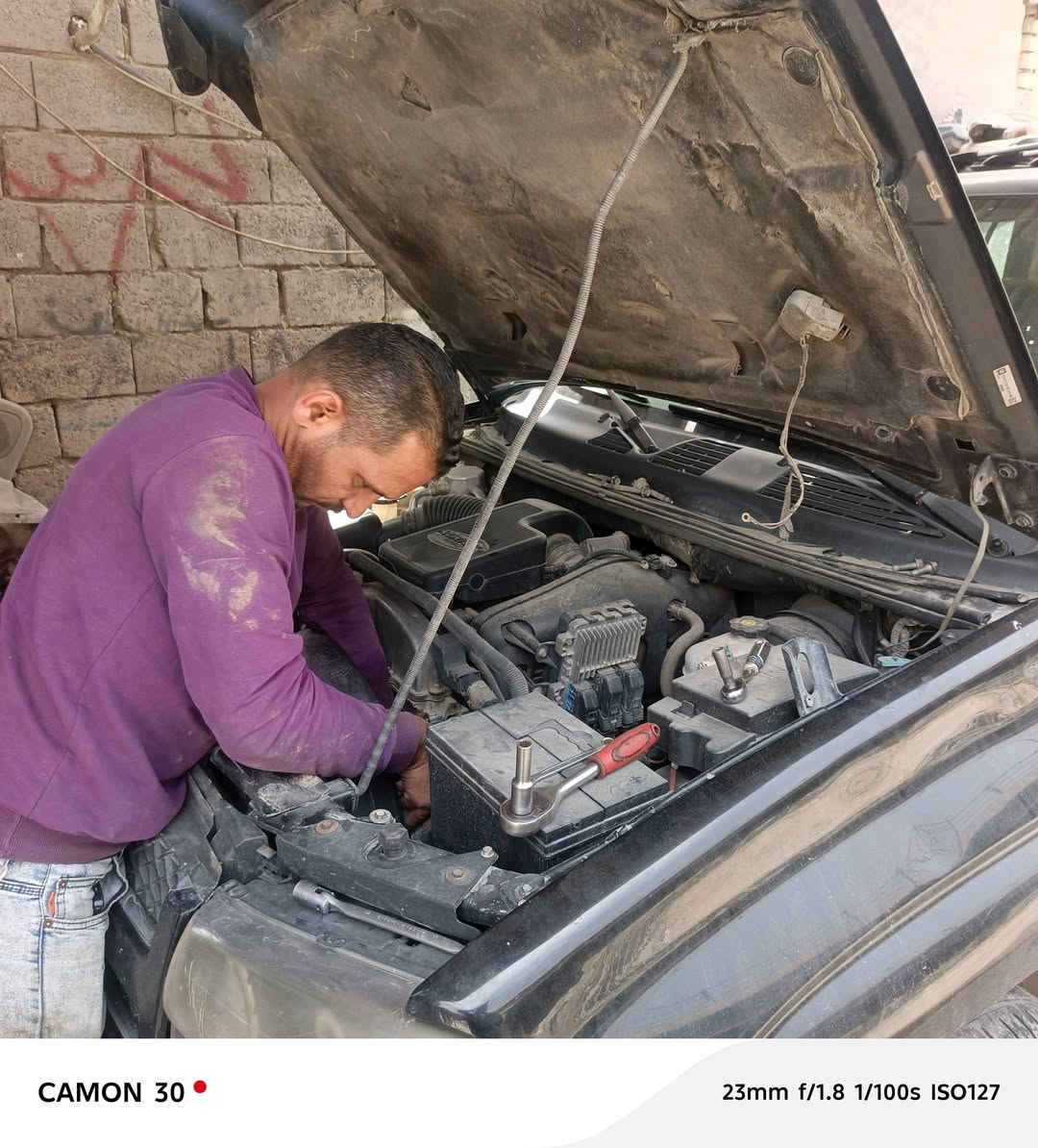 السلام عليكم شباب خدمات كروب بلايزر بغداد علي باني أدوات *********** أمير الكهربائية *********** وسام الفيتر ***********
