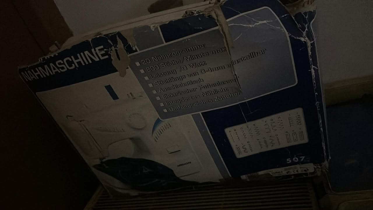 اغراض منزليه للبيع
1-المروحه ب 10
2-فرن ب 100 
3-فرن الصغير ب 35
4-قنفه ب15
5-اوتي ب 25
6-مكينه خياطه ب 50 
العنوان موصل حي النجار


**إذا كنت صاحب هذا الإعلان وتريد حذفه لأي سبب، رجاءا أرسل رسالة إلى الدعم الفني**