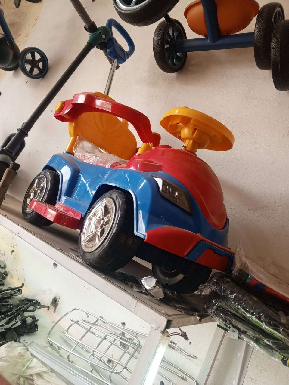 اسلام عليكم معرض ابو منتظر الدراجات الهوائية بيع وتصليح كافه انواع بنسب السعار مكاني ربيضه مقابل مدرسه سومر للبنين رقم الهاتف ***********
