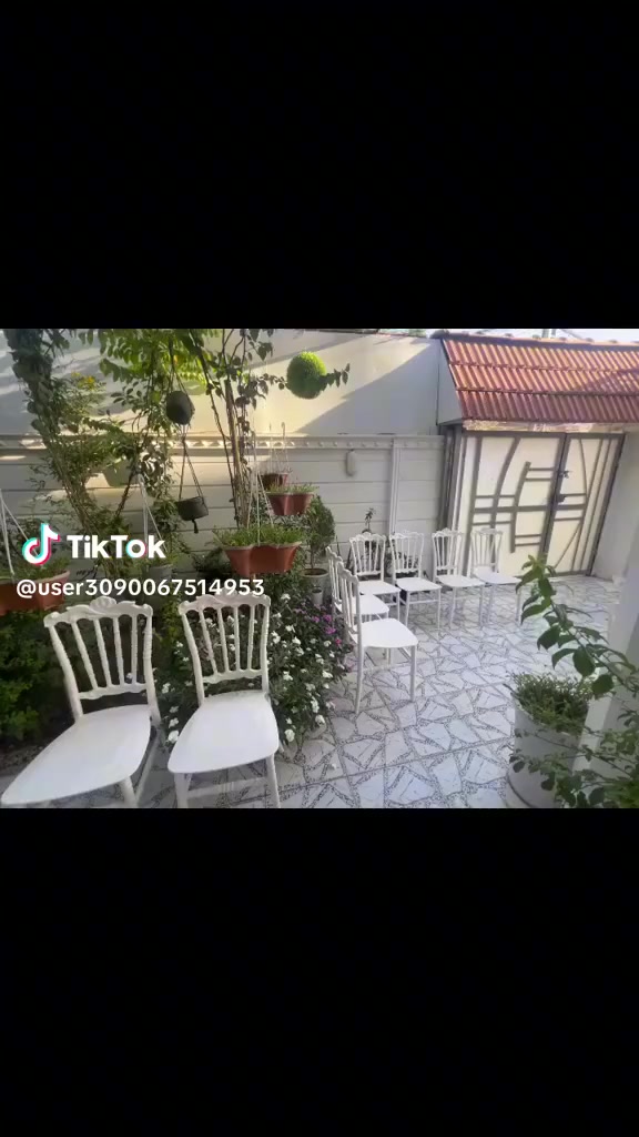 يتوفر كراسي ابيض عضم عاج ملكي 
توصيل مجاني (كصيرين -حويش_جديدة الشط ) 
أسعار مناسبة 
عنوان الحويش 
رقم الهاتف 
***********
