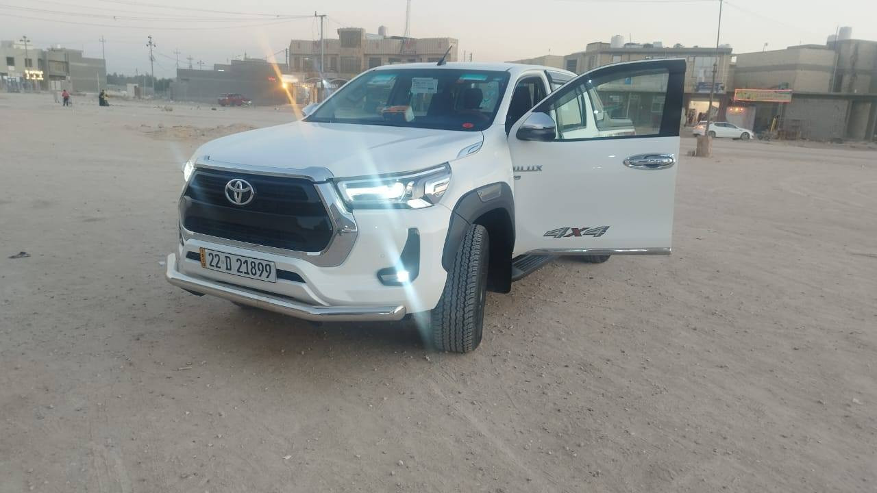 للبيع هايلوكس ٢٢ TRD ماشيه 70مكانه كربلاء سياره فول *********** كربلاء, العراق
