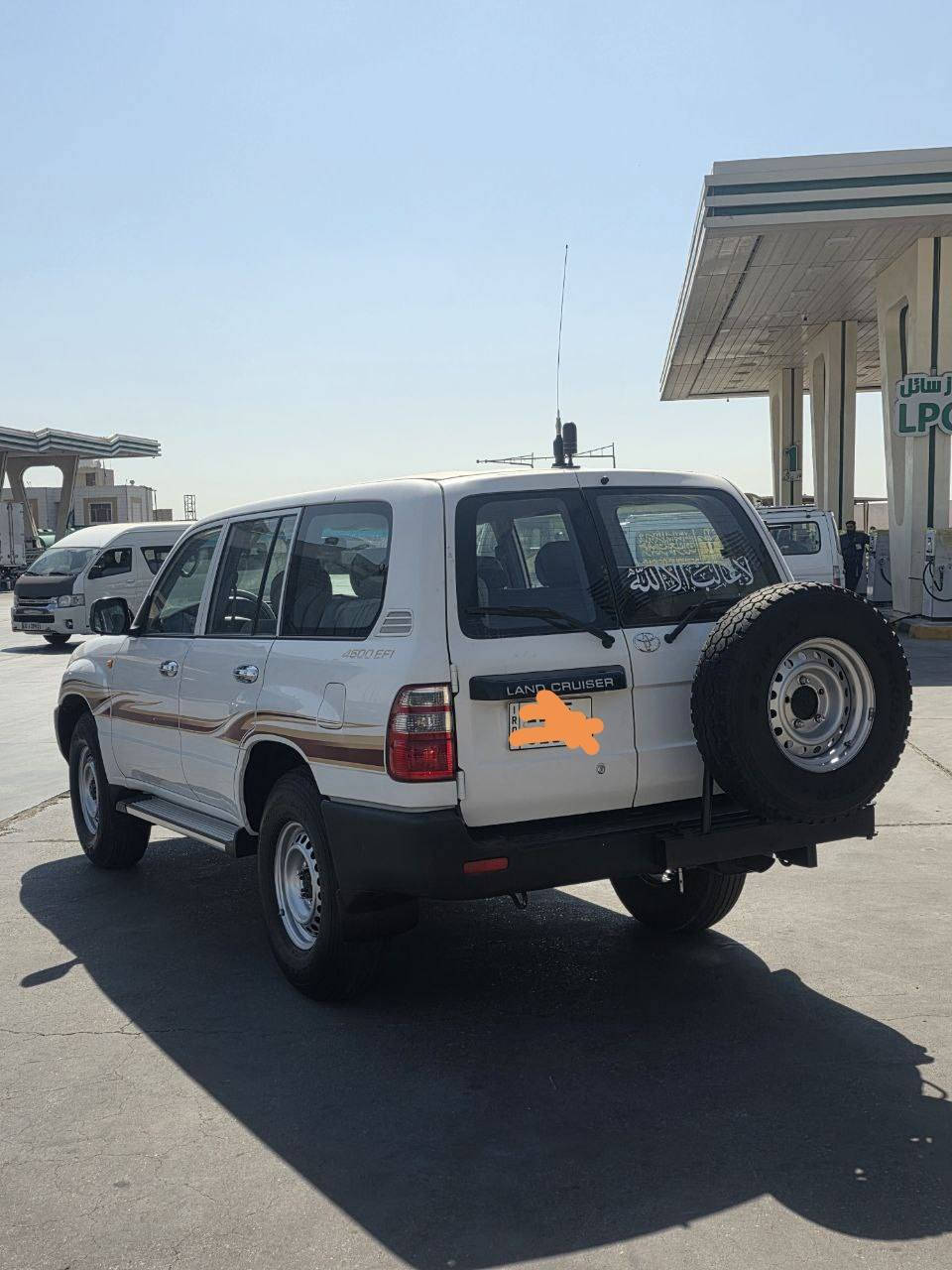 السلام عليكم عمل قاعده سبير لاندكروز من موديل 1998 الئ موديل 2021,
السعر 300،، ويه الشد، المكان بغداد ناحيه الوحده قرب بسمايه،، بأداره جبار الحداد، ***********
