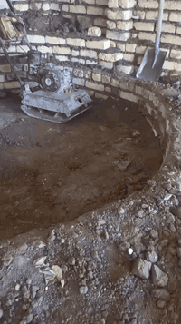 ابو حسين النجفي لبناء الافران الصمون وافران البيتزا ***********/***********
