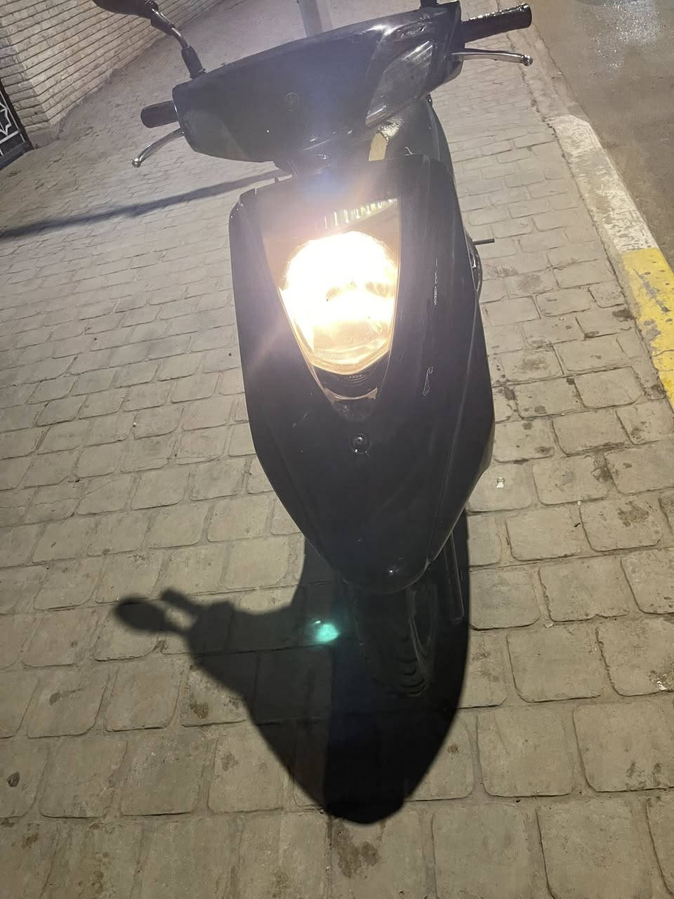دراجه ابريز كابريته اصليه كهربائيات كله شغاله سلف وهندر تشتغله فشكته ابلاديه دبلات جدد شلعه ومعدل السعر 400 مكاني جادريه.  خاص.   ***********
