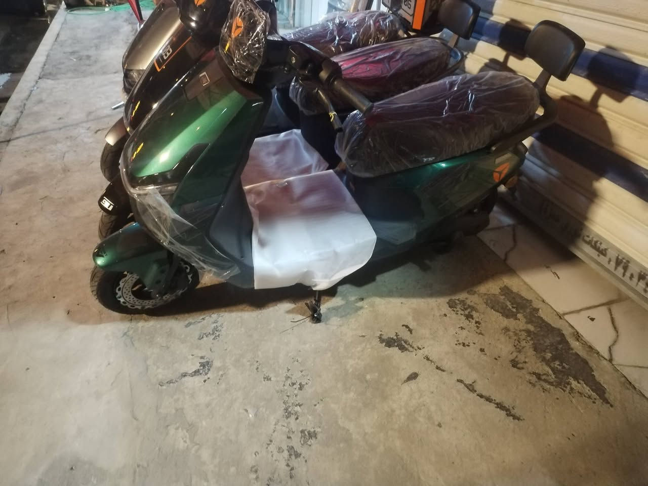 يتوفر لدينا دراجة شحن مختلف الموديلات والأحجام كما موضح في الصور نقدا وبالتقسيط 
#جمعيةبيتي
#للبيع بالتقسيط


**إذا كنت صاحب هذا الإعلان وتريد حذفه لأي سبب، رجاءا أرسل رسالة إلى الدعم الفني**