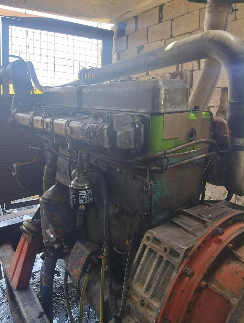 مولدة اسكانيا 113بم88جديد استندر كاطعة كرنك وتشتغل حالين راس التوليد 350كيفي ابيع هيج العنوان كوت انوار الصدر ***********  ***********٠
