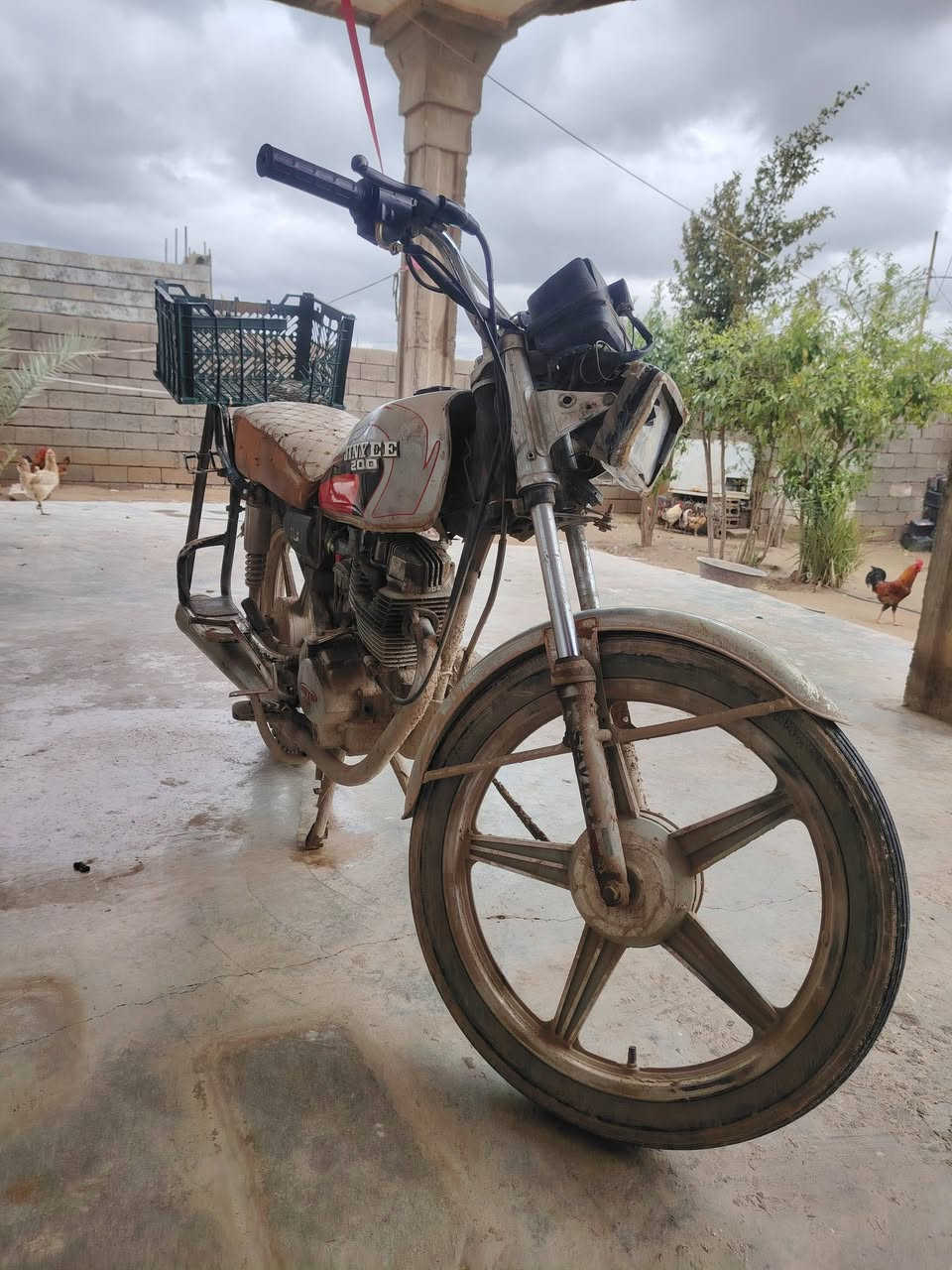 السلام عليكم
موطور للبيع 
خمسه گير 
السعر 250
وبي مجال 
رقم الهاتف: ***********
الخاص مفتوح
