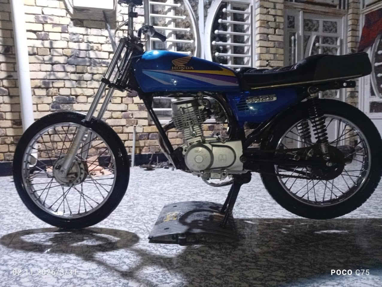 سلام عليكم شباب دراجه نامه بلاد
اوراق اصوليه مديل 18 طالعه ب19 دراجه خير من الله
اوراق اصوليه باسمي وكيله بشارع بغداد وانه خادم
*********** السعر (600) وبيه مجال تحياتي للجميع 🌹🌹🌹
