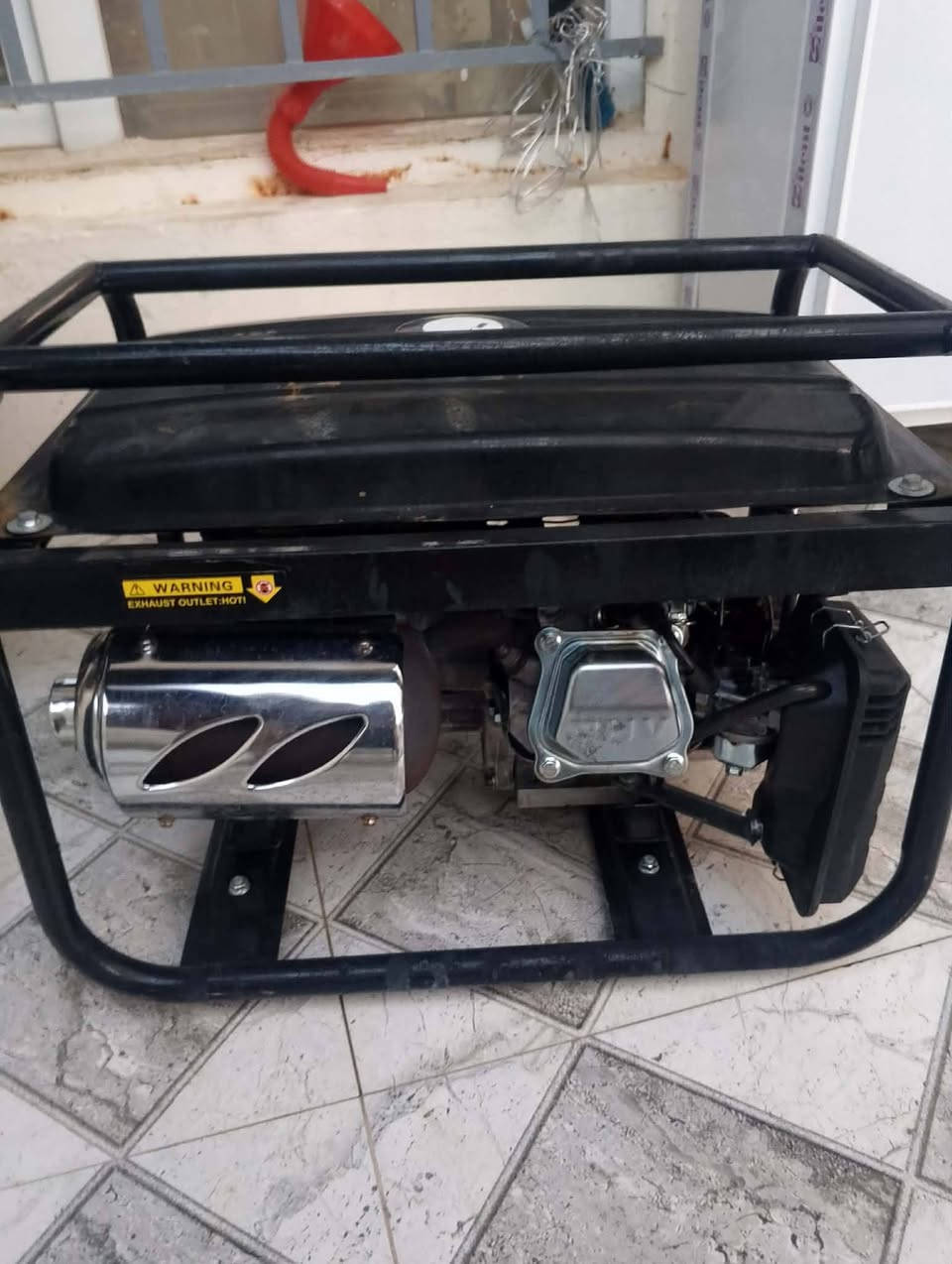 سلام عليكم 
موليدة للبيع 
جديد مابي اي شيء 
سعر 160وبي مجال قليل 
عنوان ديالى خانقين 
رقم ***********
