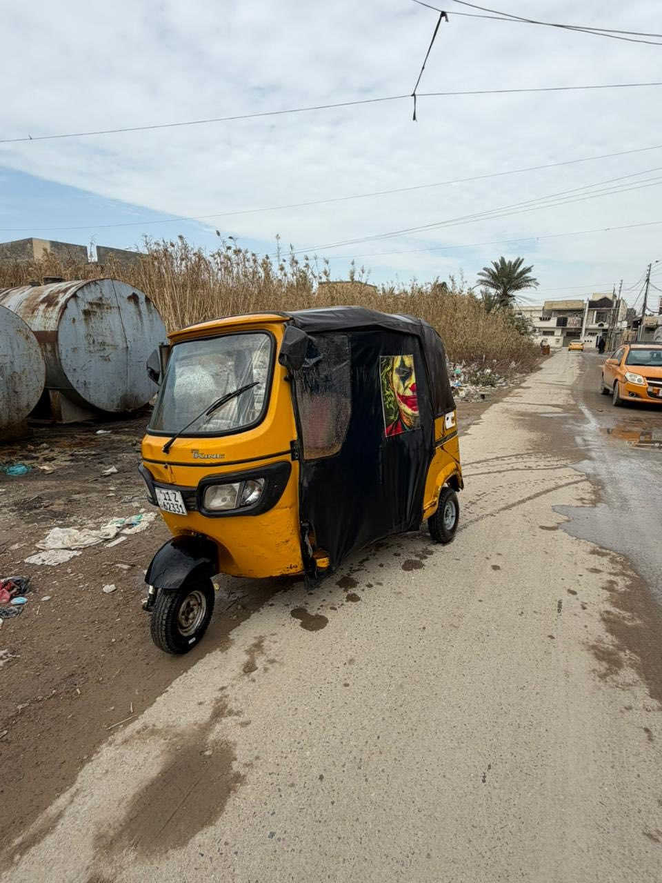 السلام عليكم اخوان تكتك TVS موديل20  رقم وسنويه نفس اليوم يحولك تكتك مكينه وكير خير من الله تكتك نضيفه كدامك شوف بس يرادله ترتيب السعر خاص.    رقم الهاتف ***********
