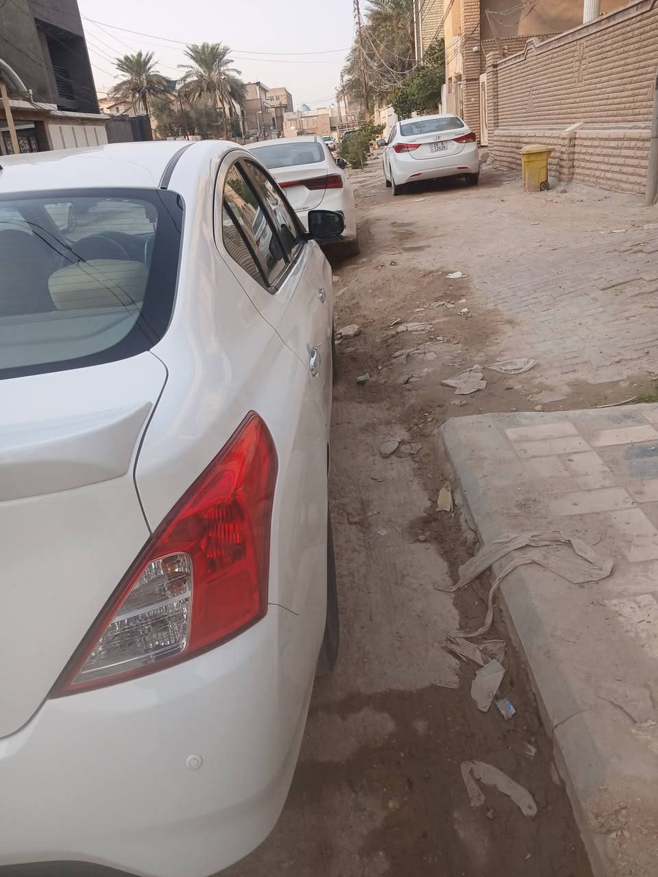 سياره صني مصري 2025ماشيه 10الف و900مكفوله كفاله عامه السعر 125ورقه وبيه مجال بسيط ***********
