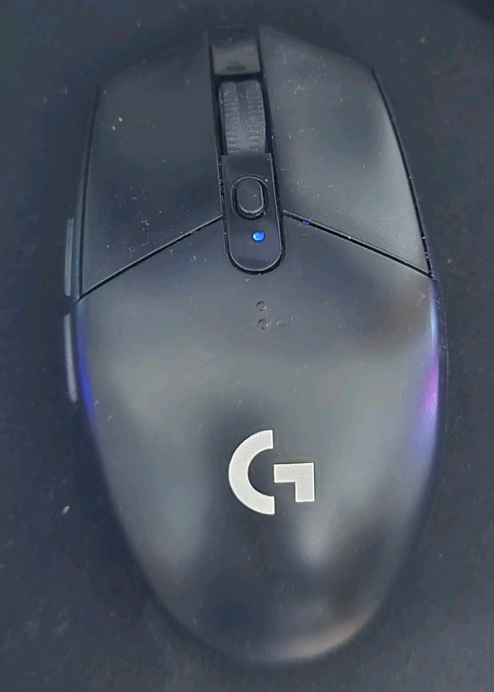 PC Gaming شبه جديد للبيع – استخدام 5 أشهر فقط
استخدام كلش بسيط الله شاهد لعبت بي العاب قصص بس كمبيوتر قوي استخدام شخصي خفيف 5 أشهر فقط، نظيف جداً وما عليه ضغط، جاهز للألعاب الثقيلة بدون مشاكل.
المواصفات:
• CPU: AMD Ryzen 5 5600X
• GPU: RX 6700 XT
• RAM: T-Force 32GB (16×2)
• Storage: Lexar SSD 1TB
• Cooling: تبريد مائي LS720 SE DIGITAL
• Motherboard: MSI PRO B550M-P GEN3
• PSU: 650W
• Case: Antec
الملحقات:
• ماوس Logitech G304
• كيبورد Machenike K500-B61
الشاشة: Samsung G5 Curved 144Hz
الاستخدام: 5 أشهر فقط
الحالة: ممتازة
السبب: عدم الحاجة 
السعر:  مليون و 500 مع الشاشة 
المكان: كربلاء ويوجد توصيل لكل المحافضات
التواصل: ***********/***********
البيع كامل فقط – الجاد يتواصل.
ضمان ومكفول وتفحصة براحتك وين متريد 
مع جزيل الشكر