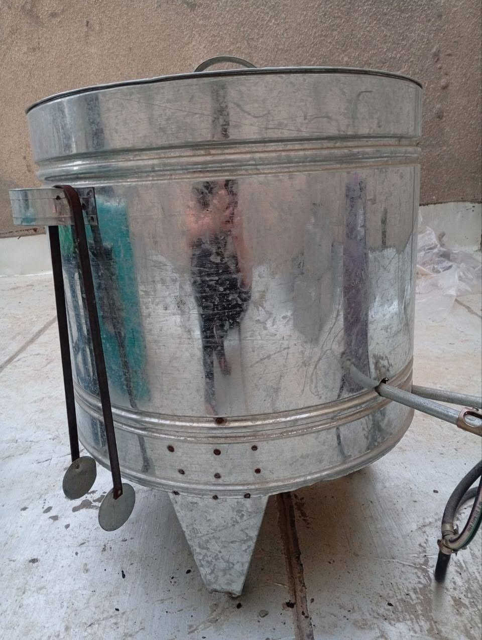 تنور للبيع حجم صغير ابو 3كرص خبز سعر 25 مكان كربلاء شراي يتصل ***********
