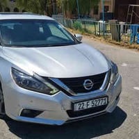 ٦ سلندر • وارد امريكي • حادث خلفي