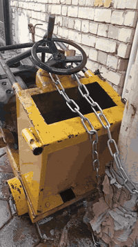 سلام عليكم ورحمت الله وبركاته گاصوصه ياباني شغاله فول ياباني أصلي نقص بيه يده بس سعره 500 وبيه مجال
الرقم الاستفسار ***********
