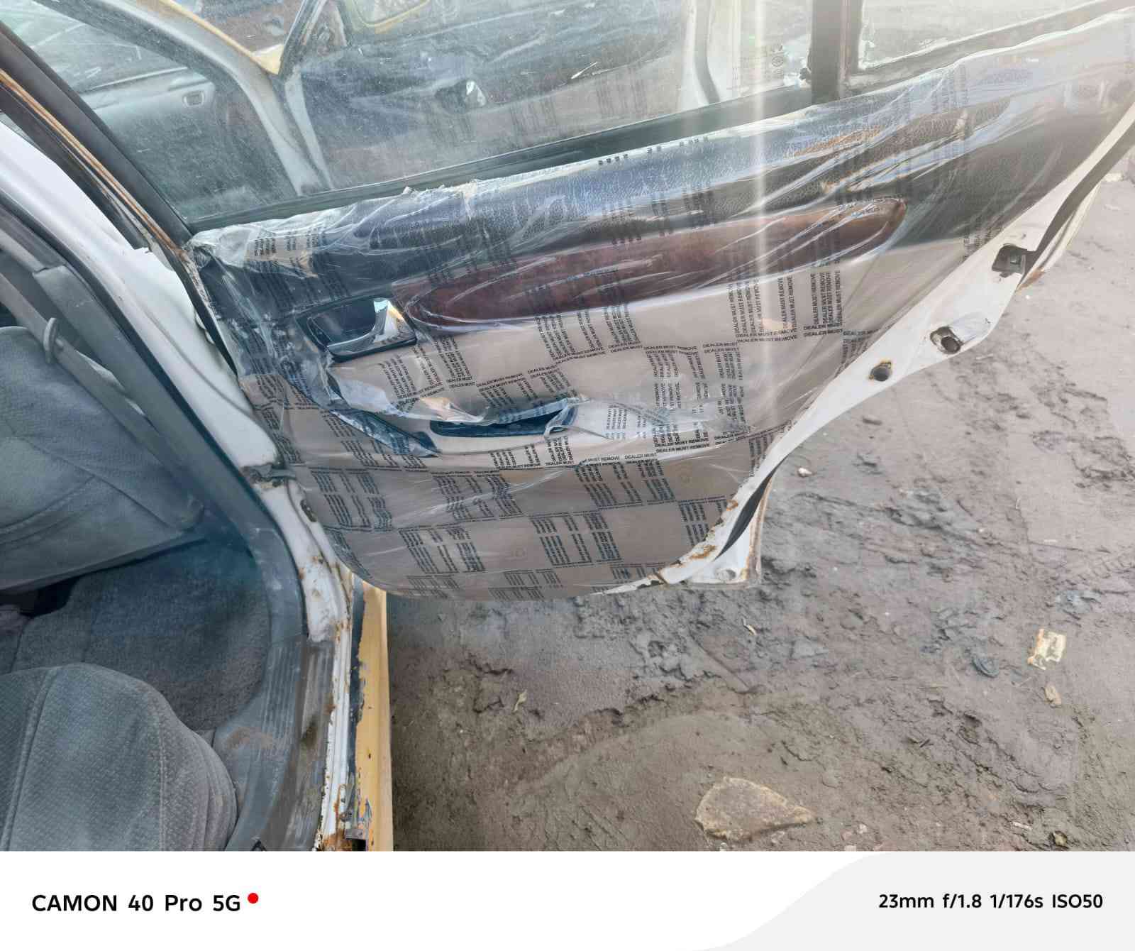 السلام عليكم سيارا امالاه البيع موديل 2006سياره كشره تعبان بضح بل صور كبالكم كير ومكينه كورله خير من الله حلوه السياره بس كشره يرادله ترتيب يعني الخياسات بيه قليله رايده 20وبيه مجال رقم ميز ثلاث ارقام تحويل ثاني يوم مكاني واسط العزيزيه رقم التلفون ***********
