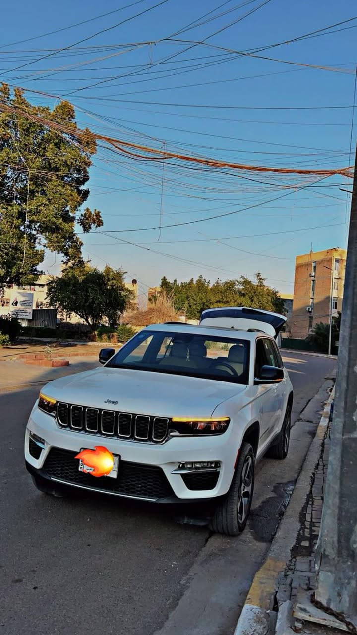 السلام عليكم 
النوع/ جيب كراند شيروكي 
الموديل /2023
اسم الوكاله /هارلم
——————-
المواصفات
———————
شاشه 
تحكم ستيرن 
كامره 
رادارات 
مثبت سرعه 
سبورت 
تشغيل عن بعد 
فتحه 
مري شفط 
داخل جلد 
——————-
السياره بحاله الوكاله 
كفاله عامه 
فول limeted
السعر 390 وبيها مجال 
للاستفسار *********** واتساب 
الاتصال ***********
