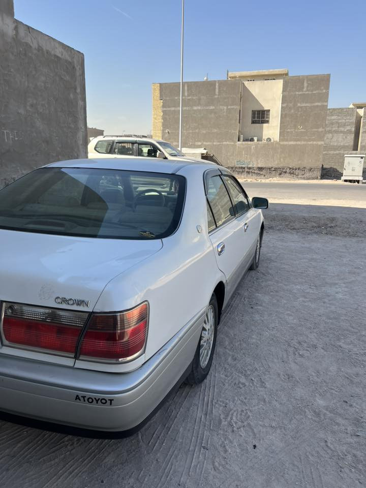 سلام عليكم جنون أدوات كصة جنطة محرك ديفور الكبير ٣ دكم سياره جاهزه ونضافتهة مثل البصوره واحلة بعد حاجزلهة بل مرور موعد حجز ٤/٨ يطلع حجزهة بل مرور علمود تسجيل سعر ٤٣ وبيهة مجال ***********
