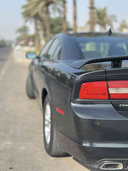 السلام عليكم 
جارجر 2014 وارد امريكي كلين 
رقم اربيل باسمي تحويل مباشر
كامرا وحساسات خلفية 
محرك 3600
كير عصة
مكفولة من الصبغ والضربة
عدا بارد بالجاملغ الامامي الايمن 
السيارة ماشية تقريبا 230 
محرك گير تبريد صدر كهربائيات كلهة بلادية ومكفولة
تخم تاير جديد 
السيارة استخدام شخصي 
ممشتغلة خط ابد 
على ايدي من 2018
السيارة عليهة منظومة غاز يعني انسة شي اسمة صرف فلوس 
بيهة منظومة زنون بالليل انارتهة تخبل 
السعر 153 ورقة 
رقم الموبايل ***********
مكان السيارة بغداد / الدورة
