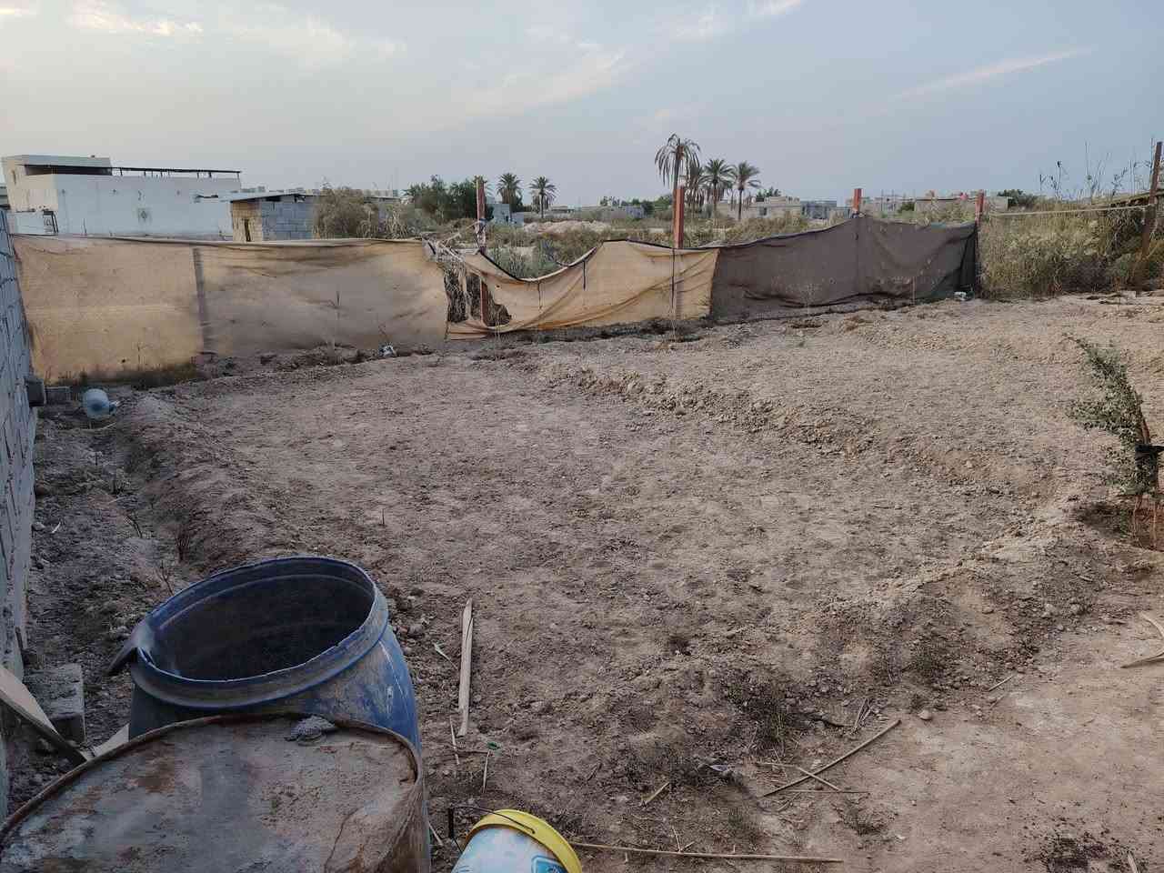 قطعة ارض البيع العنوان الخيط المساحه200 متر الستفسار ***********
