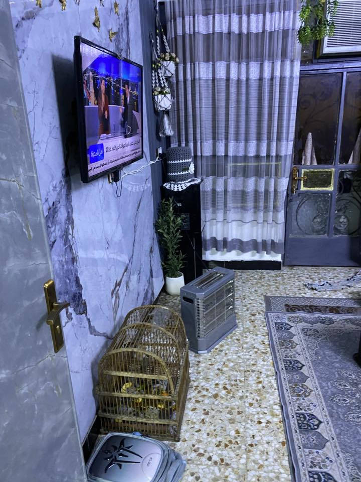 لسلام عليكم مشتمل للبيع 87 متر واجهه 5 ونص بناء حديث شارع عريض عنوانه بغداد الجديده خلف المسبح  الاستفسار 
***********
