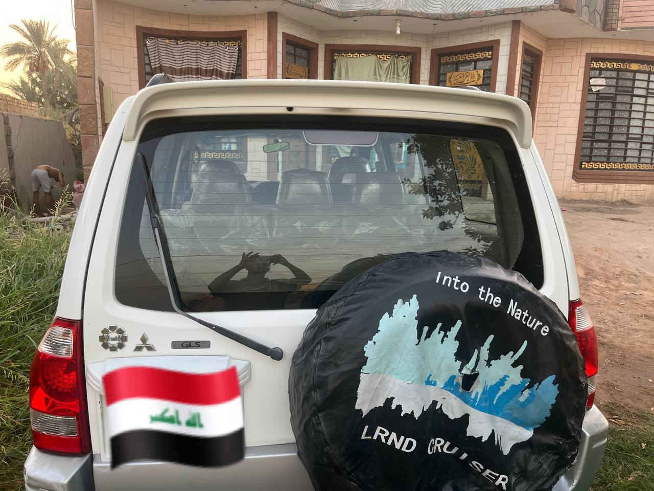 باجيرو موديل 2006 مكفولة من ضربه و صبغ سنويه لل 2031
رقم بغداد دولي 
سبعه راكب تحكم مري 
فتحه بالقماره 
كهربائيات كله شغاله 
تبريد ثلث قطع
باتري جديد 
تخم تاير امامي جديد 
گير ومحرك خير من الله 
السعر 100 وبيه مجال مكان حله اتصال ع ***********
