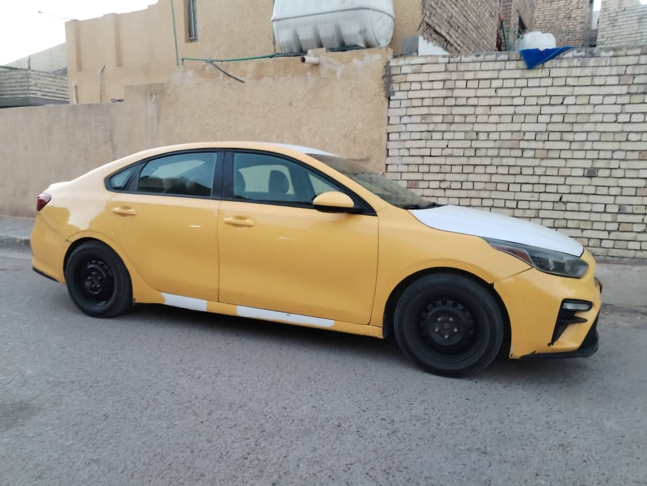 السلام عليكم
فورتي للبيع  موديل 2019  كير مكينة تبريد تخم تاير صدر خلفي امامي مكفول  منظومة غاز بعدها بالضمان  السعر 110  وبيها مجال  للإستفسار الأتصال على الرقم ***********
