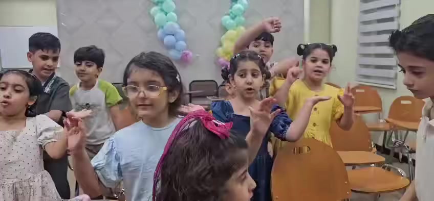 :🎉 لأول مرة في مدينة بسماية! 🎉🌟 كورس اللغة الإنجليزية الاحترافي للأطفال: تجربة تعليمية فريدة من نوعها! 🌟هل تبحثون عن طريقة ممتعة وفعالة لتعليم أطفالكم اللغة الإنجليزية؟ انضموا إلينا في كورسنا الجديد، حيث نقدم:✅ طرق تدريس حديثة ومبتكرة تعتمد على المشاريع الشيقة.✅ منهاج خاص وفريد من نوعه مصمم خصيصًا للأطفال في اكاديميتنا .✅ بيئة تعليمية محفزة ومرحة.📍 العنوان: بسماية، داخل معهد دار المعرفة، الطابق الثالث، قاعة رقم 6.📞 الهاتف: ***********لا تفوتوا فرصة الانضمام إلى تجربة التعليم الحديث! سجلوا أطفالكم الآن! 🚀
