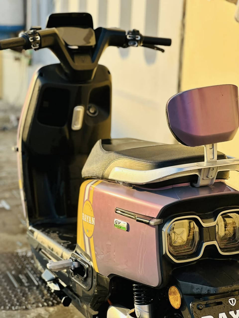 دراجه الريان ام عيون 6بطاريات جدد 

سعر 650

0772 341 5587‬

متواجد واتساب فقط
