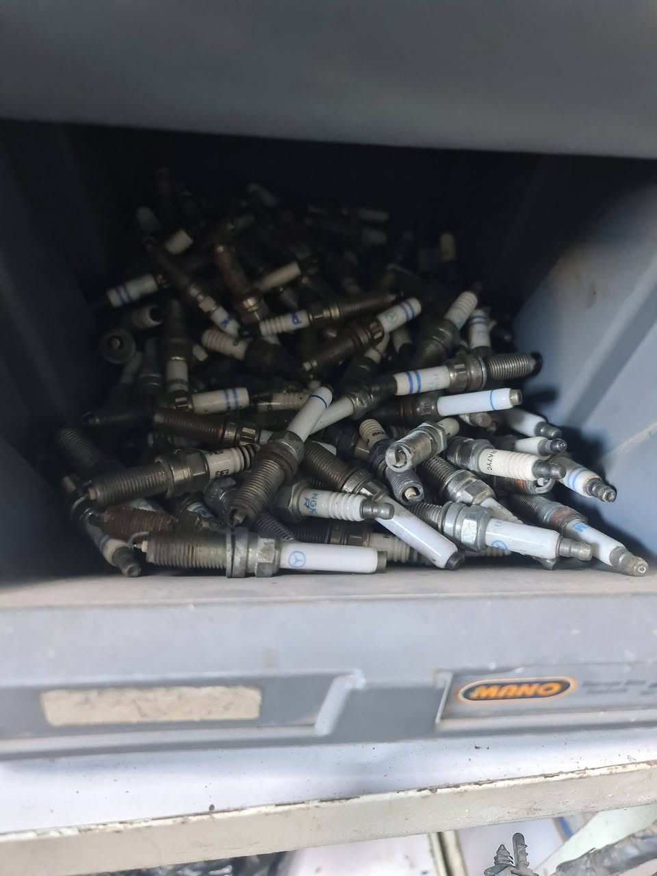 بلكات اصليه تفصيخ كيا تيلورايد وهيونداي بلسايد اصليات
ماطور استيرن كيا تيلورايد
جامة سلايت اصليه تفصيخ
درع محرك كيا تيلورايد قالب اصلي
بغداد/ السنك /ثاني بنايه على يسار
***********  وتساب
***********
