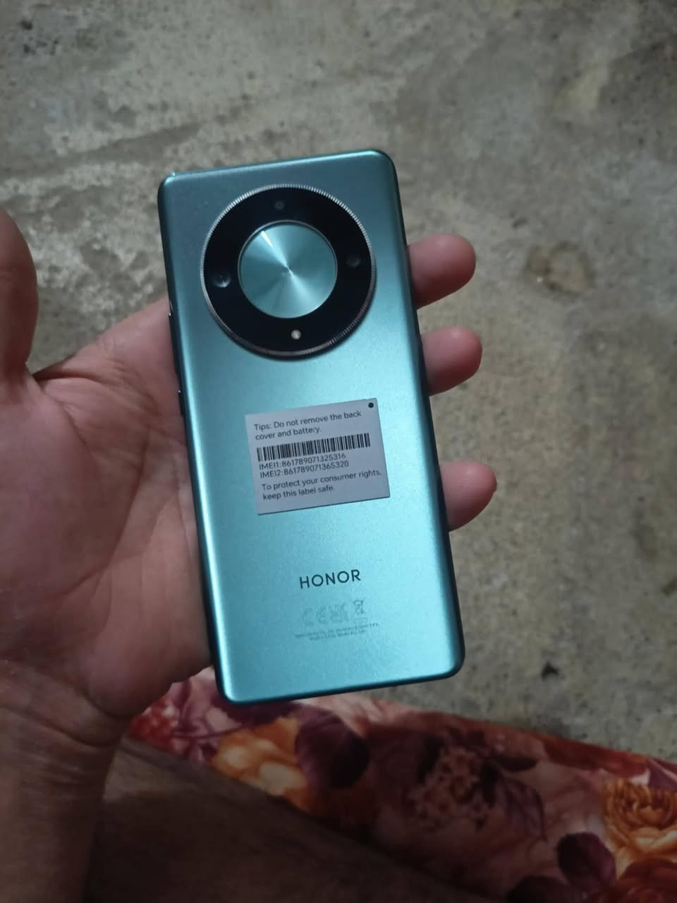 هونر اكس 9 بي نضافه فول ما مفتوح

ذاكرة 256 الرام 12 الجهاز شرط
السماعه الخارجيه و الداخليه  عاطله  تصلح ب 25
شرط ما مفتوح
للبيع 220 بي مجال 
***********
