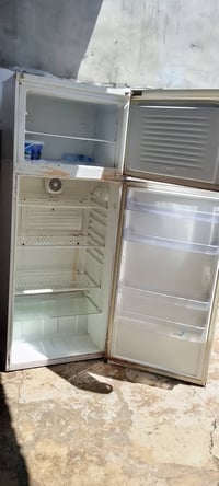 ثلاجة • منزلية
