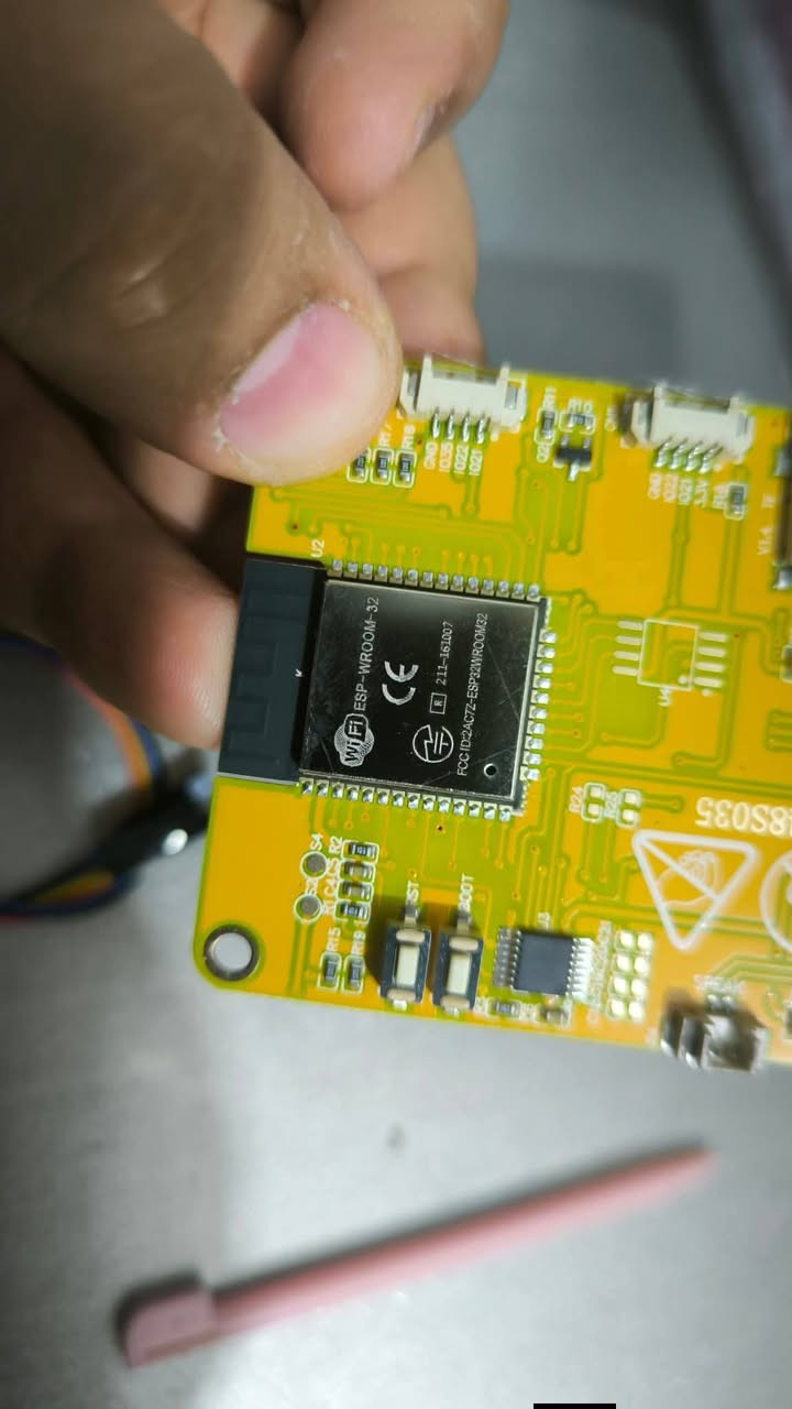 شاشة CYD

شاشة 5 انج لمس + esp32 قابل للبرمجة
السعر 55 الف

شاشة 3.5 انج لمس + esp32 مايكروكونترولر قابل للبرمجة
السعر 35 الف


**إذا كنت صاحب هذا الإعلان وتريد حذفه لأي سبب، رجاءا أرسل رسالة إلى الدعم الفني**