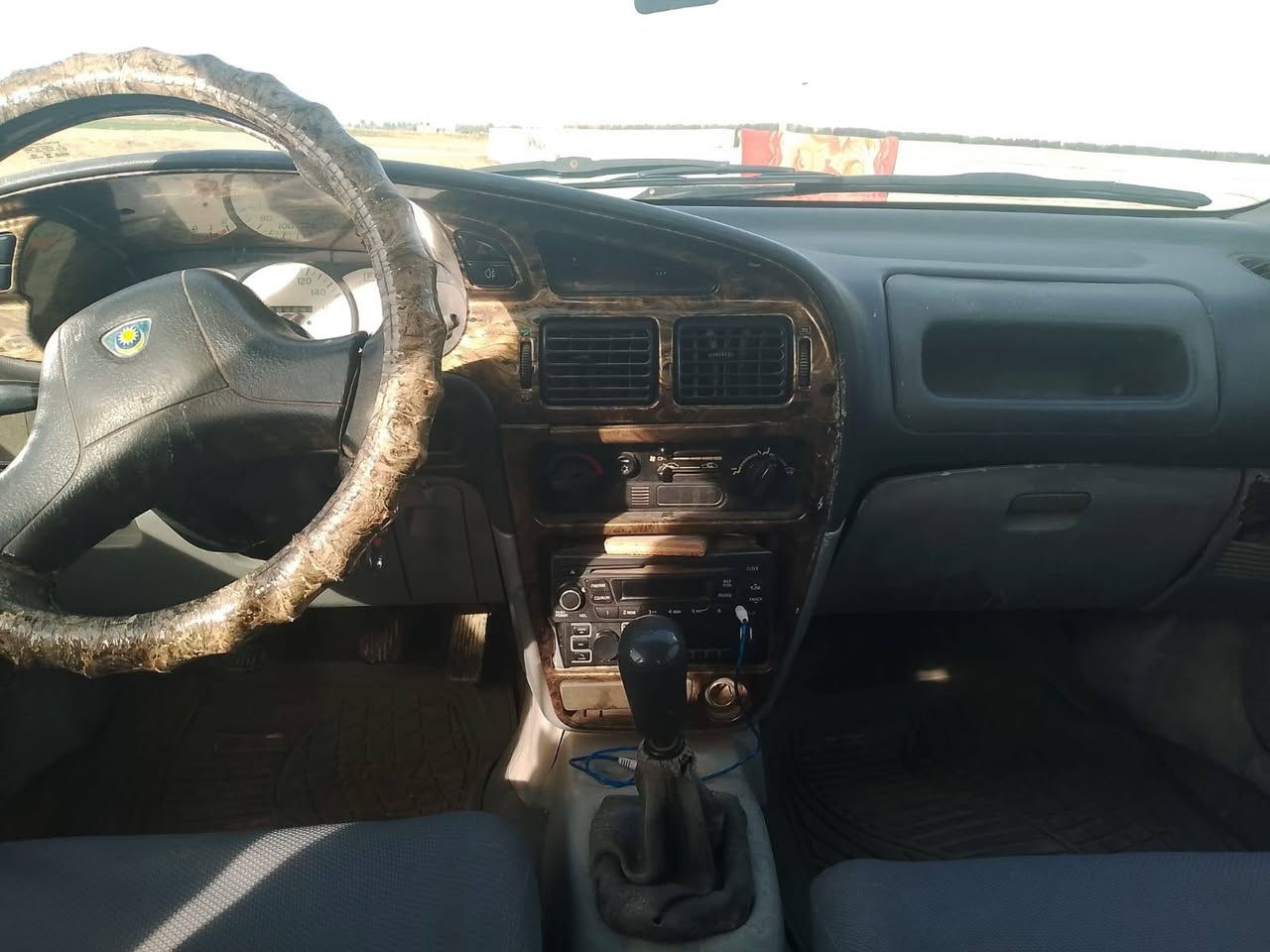 سيارة بروتون نظيفة مديل 2002  رقم صدامي كير محرك نظيف  كهربائيات كلها شغاله باتري جديد الصبح ثلج سويج واحد تشتغل سنوية ساقطة  المكان ديالى دلعباس السعر 18ورقة  وبيها مجال ***********
