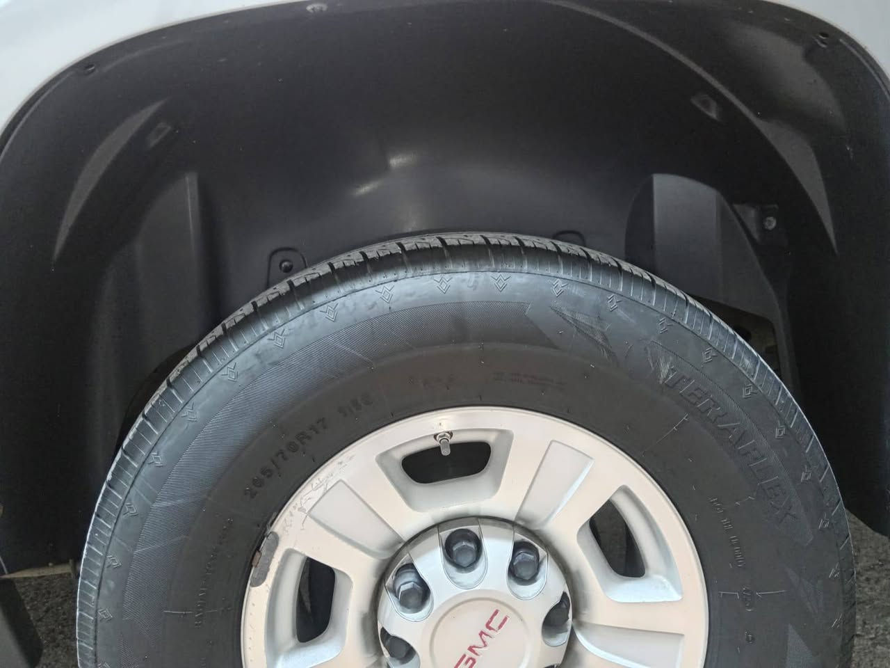 يوكن جمسي فحل طويله 8برغي  انتبا💯سياره كفاله عامه  موديل2010 خليجي رقم بصره بسمي تحويل ثاني يوم  مكينه 6100 كير 1000  ماشيه140 الف حقيقي سياره كفاله عامه من كلشي ترايك لسوريا مرجع وضع شركه سياره خير من الله 
مكاني بصره قضاء المدينه 
***********
