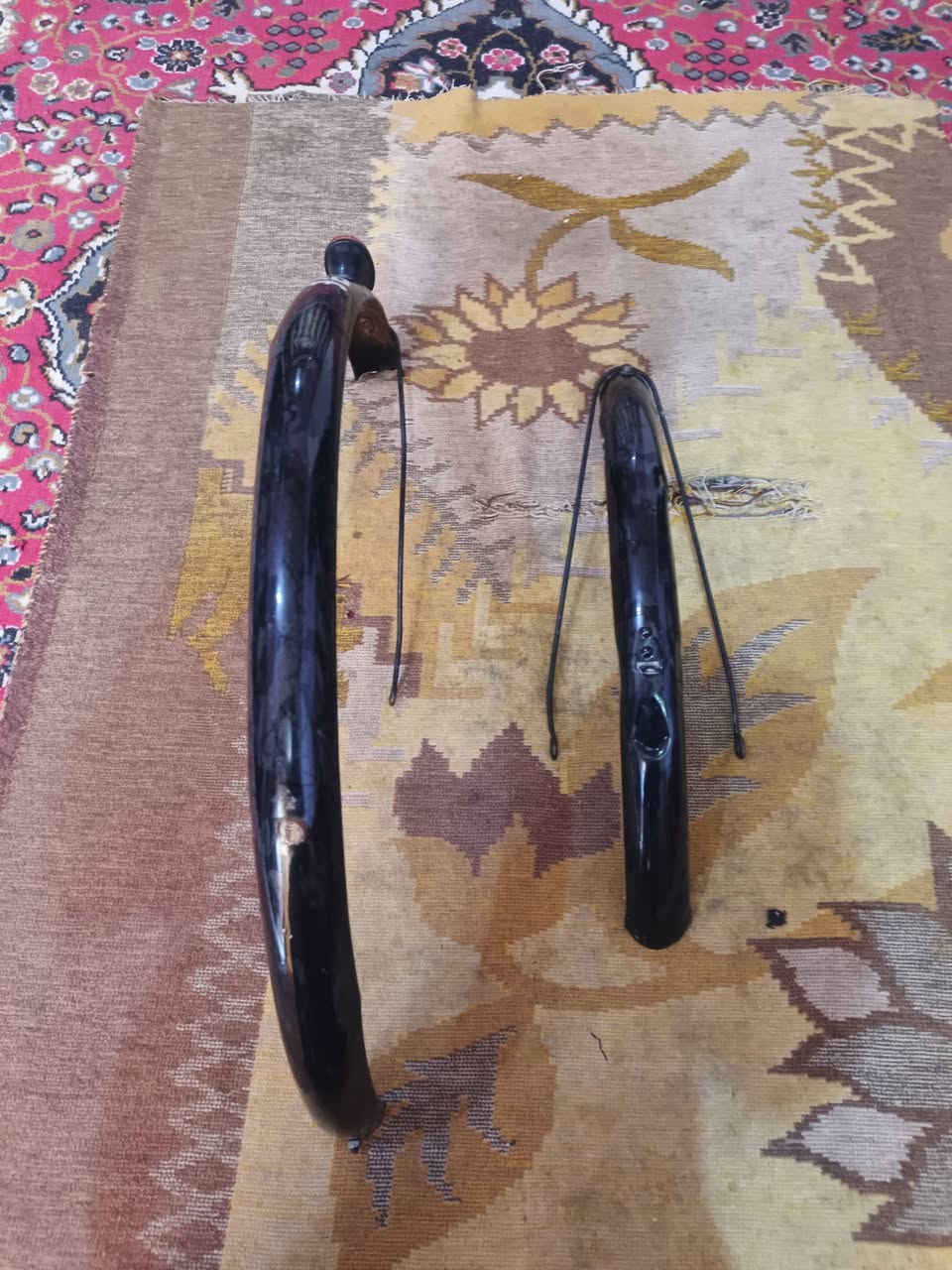 سلام عليكم باسكل البيع غراضه كامله العنوان الناصريه الاسكان الصناعي قرب نزله الثانيه السعر115وبي مجال  رقم ***********واتساب
