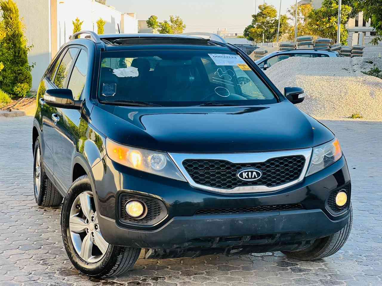 Kia SORENTO 2013 🥇

                      🔥🔥صاحبي الواتي 🔥🔥
بسعر مناسب للجميع سياره بيني او بينك مكانيكي او طريف عيب لا سعر حررررررق🔥🔥🔥🔥🔥  

                                     🤍 محلاحظه( كربون الأصلي قعد) 
📍الله يبَــــــارگ 🔥
📍النوع: Kia ✔
📍الفـئه:  SORENTO🤍
📍اللون : اسود 😘
📍الطلاء:  لايوجد 🙈
📍سعة المحرك : 35 عادي 😘
📍سنة الصنع : 2013
📍الحالة : مُمتَــٰـازَة جدا✅
📍أستيراد امريكي الحديث رسالة مفتوحة وعيب واحد لا🔥
🌀 مميزات 😁
فل رقم واحد 👌🏻
بنوراما +بصمه +ثلاث صفات +كراسي كهربائية 🤯
تحكم كامل في المقود 💪🏻🔥🔥 
فودره بيج 🔥
تكييف مشالله ثلجه🥶
نظم الأقتصادي ECO ❕
مسجل CD - AUX- Bluetooth  ✅
ألخ ......
محرگ وكمبيو وصاله 10/10 🌟
✅خاليه من الرطوبه 😍
العيوب : لا يوجدْ بإذنِ الله 💯
ناقل الحركة : أوتوماتگ - Auto
نوع الوقود : بنزين - Gasoline⛽️
طـريقة الدفع : گاش - Cash 💰
__________________________
للإستفسار أگثر ↘️⬇️↙️
عبر الوتس 💱
                                    السـعر : 🔥🔥🔥

رقم الهاتف :   0914869661📞
المكان : بنغازي حي قطر 🇱🇾


**إذا كنت صاحب هذا الإعلان وتريد حذفه لأي سبب، رجاءا أرسل رسالة إلى الدعم الفني**