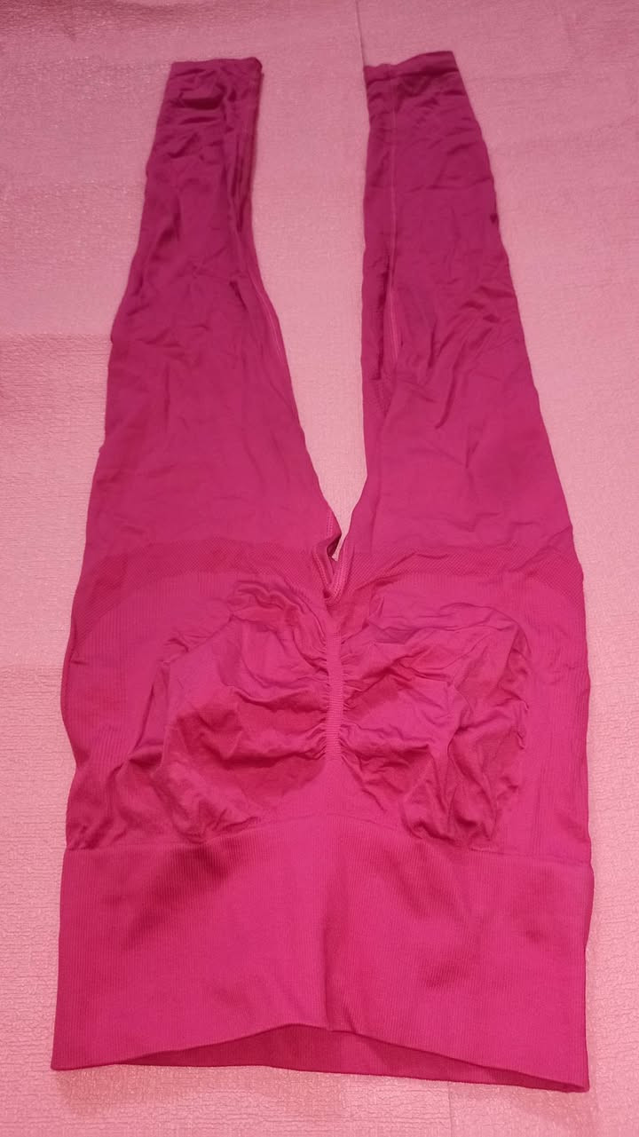 وبعد عندي تنورات ولباسات ممصورتهن اغله قطعه عندي ب 3الف هيه دشاشه ام شال البقيه كلهن عله الف والفين جديد جديد جديد 
تريدهن تراسلني


**إذا كنت صاحب هذا الإعلان وتريد حذفه لأي سبب، رجاءا أرسل رسالة إلى الدعم الفني**