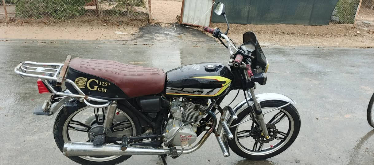 من رخصه الادمن سيفان 2021
السعر 600بي مجال مكاني الرمادي خاص مغلق للاتصال ***********
