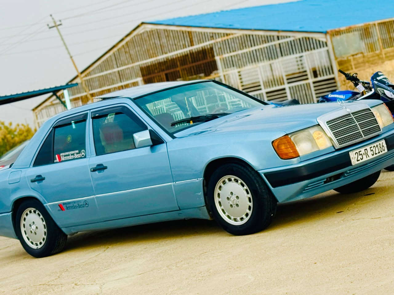 سلام عليكم مارسدس دب موديل85  رقم كركوك راعيها الشرعي موجود ب كركوك تحويل ثاني يوم محرك بطه ثنين ونص خير من الله صدر خلفي جديد شرط تخم تاير جديد شرط سنويه تنتهي الحد2030  مستعجل على بيعتها الله شاهد واكفه علي سياره فوك 60 وريدها ب55وبيها مجال بصيط *********** مكاني كركوك
