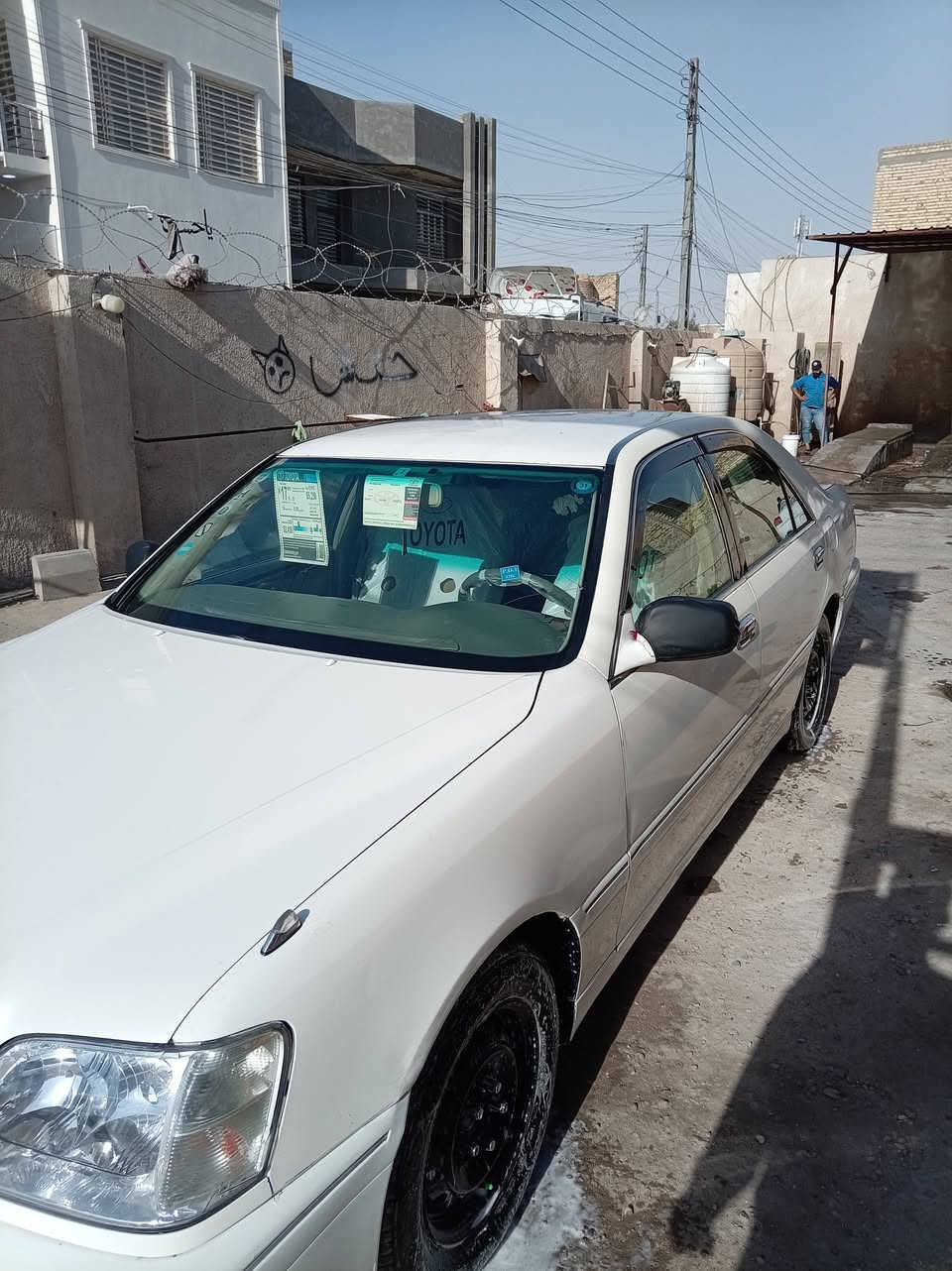 سلام عليكم جنون ثلاث دكم كرستال اصل كصه جنطه كامله حداديه وتخم تاير مكينه وكير كفاله اي نقص مابيه السياره مكينه.ديفور الكبير السعر 33
واتساب ***********
