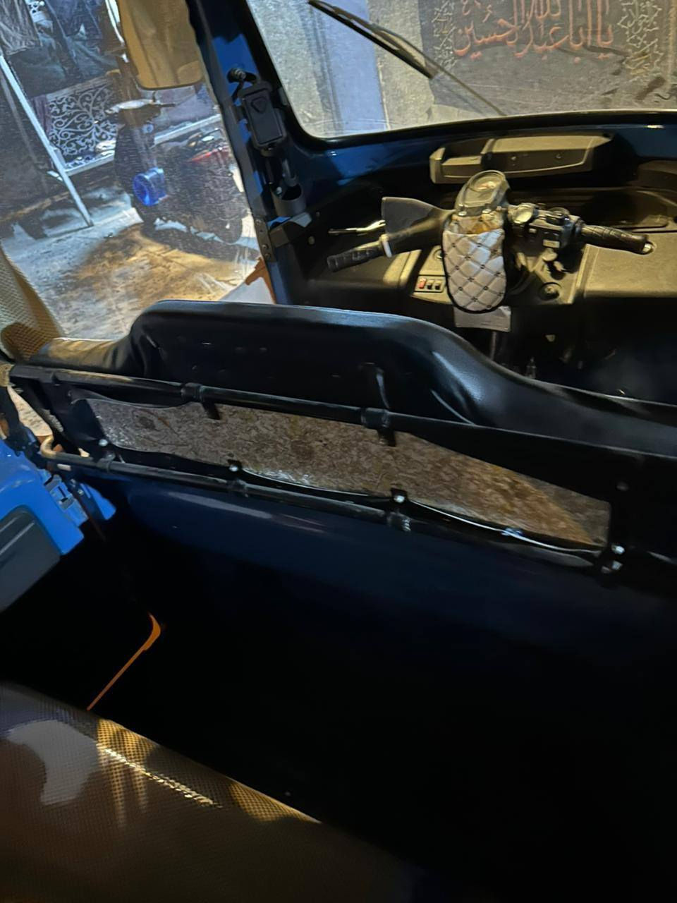 السلام عليكم تكتك tvs للبيع مديل 2021 مرقمه بغداد  باسمي 
تكتك نضيفه وما متعوبه 

صالها 3اشهر بالبيت لا طالعه ولا طابه 

بيها ضربه بالجهة اليمنه وره باب فقط 

تكتك نضيفه من مكرك وكشر اني ما غاسلها بترابها 

رايدها 6100 وبيها مجال بسيط 

مكاني بغداد الصليخ قرب جسر القناه مال الصليخ 

وهذا رقمي ***********
