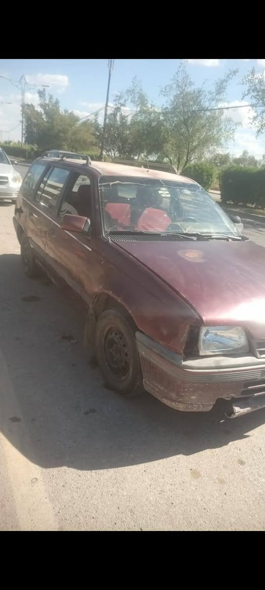 كاديت للبيع محرك لا صرف ولا نفخ شاصي شرط موديل 91 رقم نينوى ابيها فحم في فحم سعرها 15ورقة عنوان نينوى 
***********

