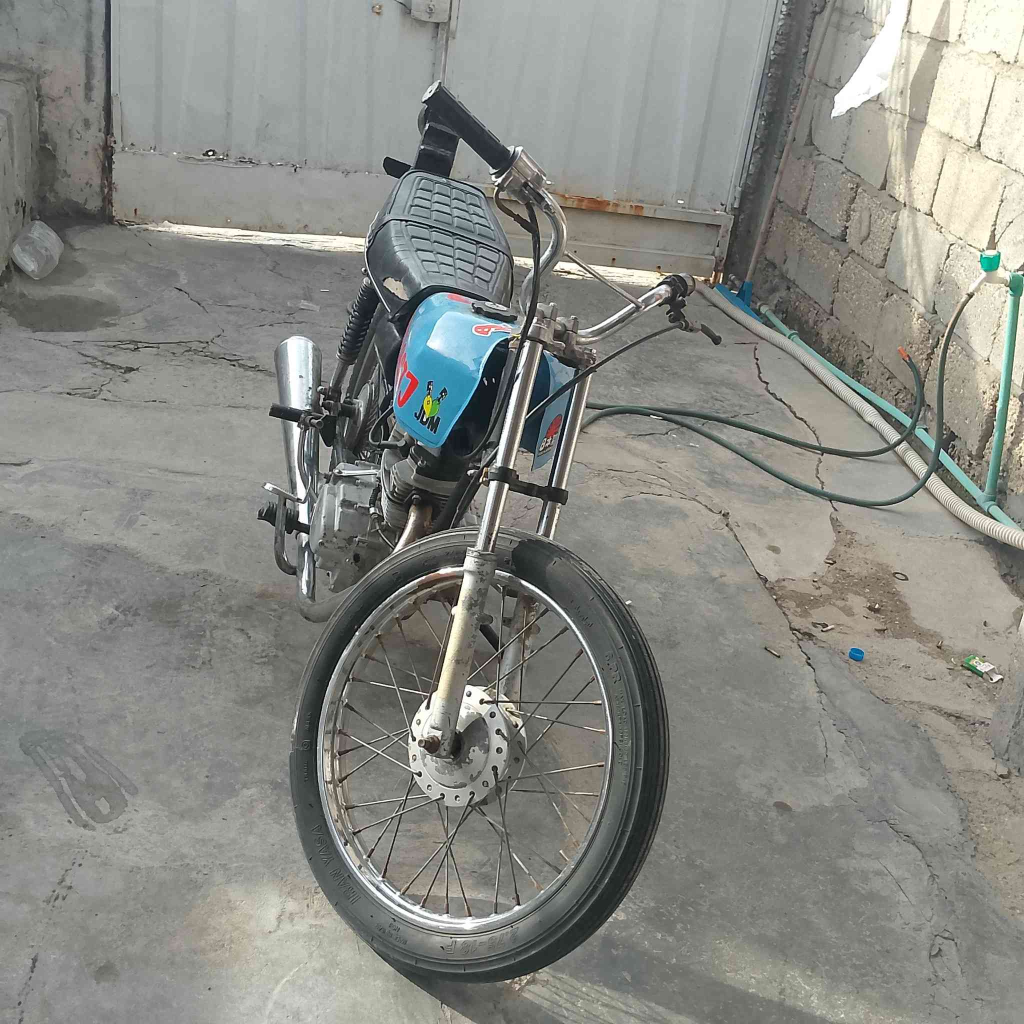 سلام عليكم دراجه تايكر حربي2020 كلك مكفوله من سرقه بيع او مراوس بنامه دراجه نضيفه خير من الله 300 قفل قفل مكاني بابل سده الهنديه


**إذا كنت صاحب هذا الإعلان وتريد حذفه لأي سبب، رجاءا أرسل رسالة إلى الدعم الفني**