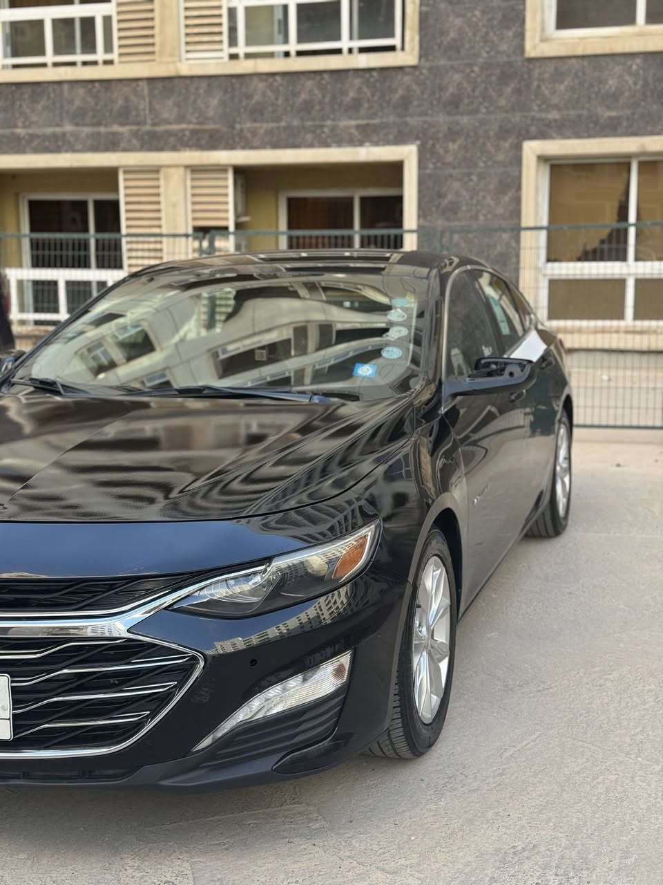 ماليبو lt
موديل 2020
المواصفات
محرك 1500 تيربو
بصمه تشغيل بصمه ابواب + جنطه
كشنات تدفئه + كهربائيه
تبريد قطعتين امامي و خلفي
شاشه كبيره تدعم Android Anto /Aplple car play
خرائطGps 📍
كامره خلفيه
كروز مثبت سرعه
شاشة ضبط و اعطال بالدشبول
مانع انزلاق
حساس اطارات
و بيها بعد مواصفات
رقم بغداد بعد سنه وصير حره وكاله عامه بس المشتري حادثه طرف البنيد
رقم الهاتف:   ***********
