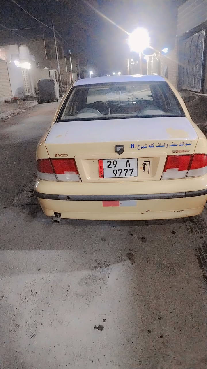 السلام عليكم 
سمند موديل ٢٠١١
خط وغرامات مصفره بسمي 
سياره عوزه بس صدر 
رقم واسط تحويل ثاني يوم 
***********
مكان واسط
