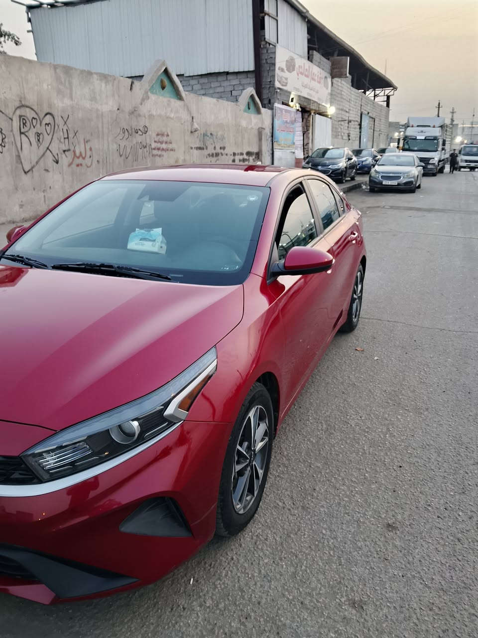 Kia فورتي
موديل 2023 
قفل 140 ورقة 
للشراي ***********
