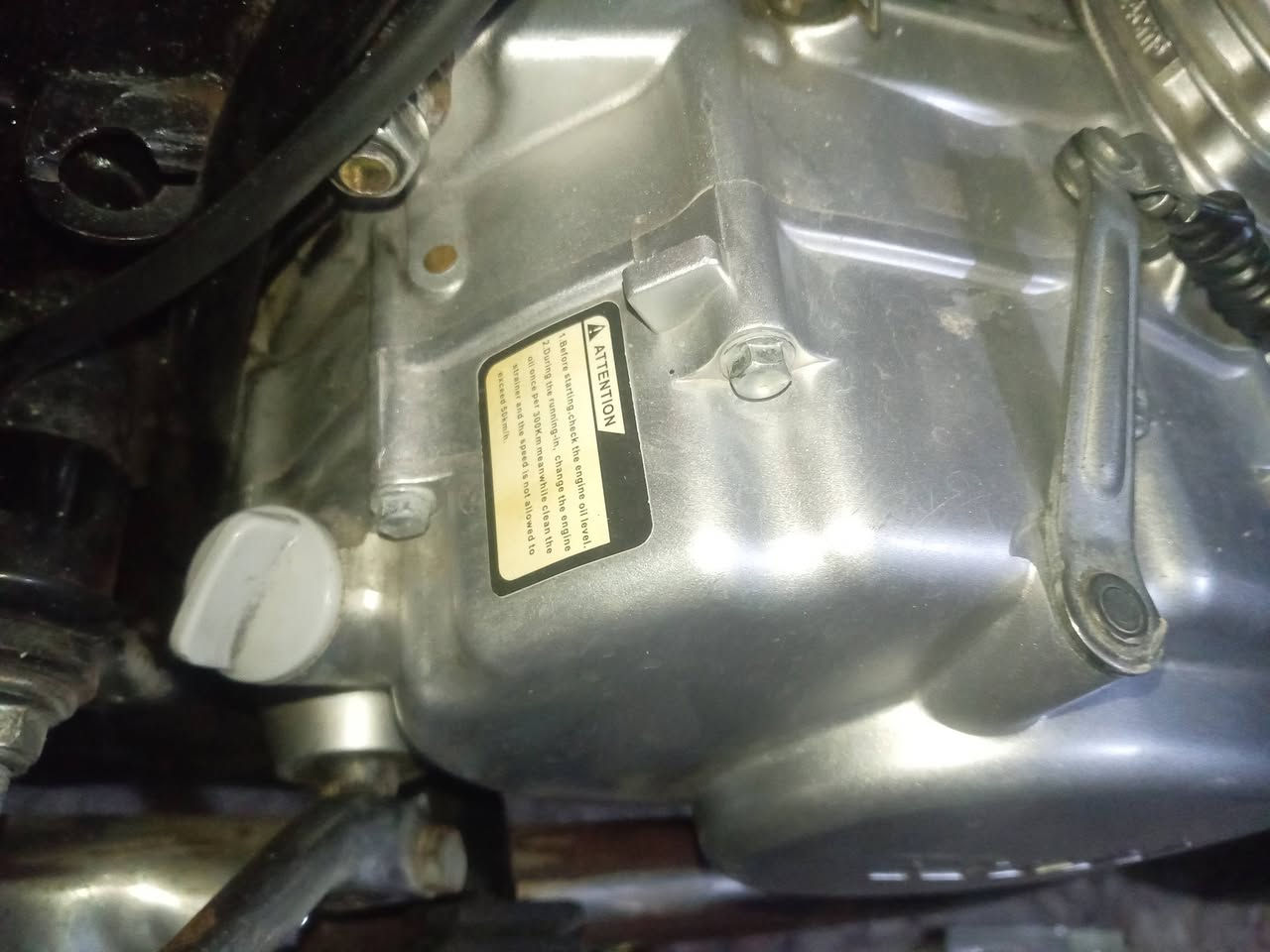 سلام عليكم محرك دراجه نامه شلامجه اصلي مستخدم 8 أشهر سعر 200 وبي مجال قليل مكاني البصرة ابو الخصيب جيكور استفساررقم الهاتف ***********واتساب موجود
