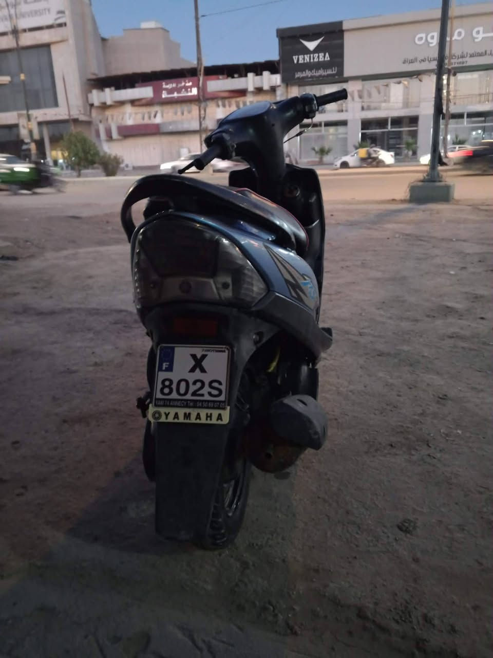 السلام عليكم 
دراجه ماكس عدله للبيع 
سعر 450 وبيها مجال 
دراجه بلادي محرك مفتوح مفتوح 49 
كهربائيات سلف هندر كله شغاله
حله قرب جسر الثوره 
***********
